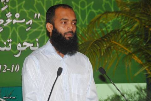މިސްކިތްތައް މިނިސްޓްރީގެ ދަށަށް ބަދަލުކުރަން ފާސްކުރުމަކީ ރަނގަޅު ނިންމުމެއް: ޝެއިޚް އަނީލް