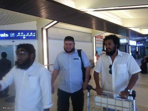 "ޓްރެވެލިންގ ޝައިޚް" މާލެ ވަޑައިގަންނަވައިފި