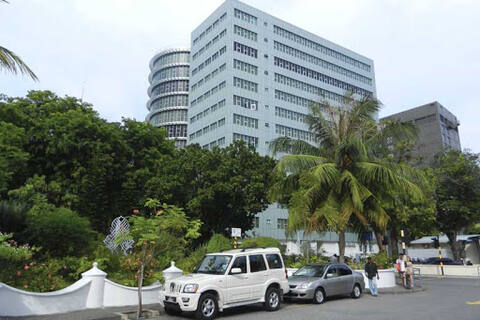 މާލެ 24ގަޑިއިރަށް ފުރަބަންދު ކޮށްފި