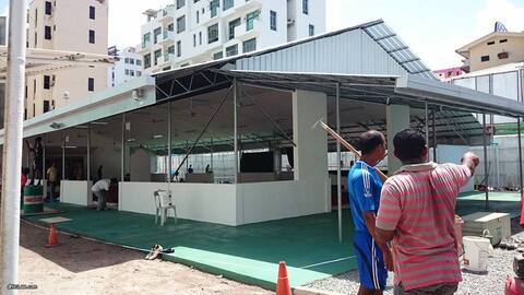 ކުރީގެ އޯޑިއޯން ހުރި ބިމުގައި ހެދި ވަގުތީ މިސްކިތް މިއަދު ހުޅުވަނީ