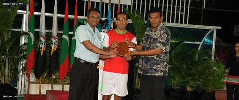 ކެބިނެޓް މެންބަރުންގެ ޓީމުން އެމްއެންޑީއެފް އޮފިސަރުން 7 - 6 އިން ބަލިކޮށްފި