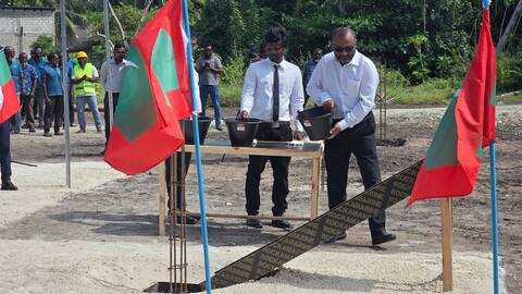 ނޫމަރާ އައު މިސްކިތުގެ ބިންގާ އަޅައިފި