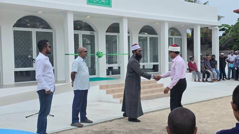ށ. ފޯކައިދޫގައި އަލަށް ޢިމާރާތް ކުރެވުނު މިސްކިތް ރަސްމީކޮށް ހުޅުވައިދެއްވައިފި