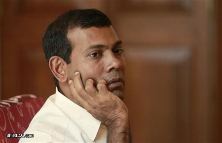 ކުރީގެ ޑެޕިއުޓީ ކޮމިޝަނަރ އަޠީފް މަރާލަން އުޅުނުކަމަށްބުނެ ނަޝީދު ދައްކަވާ ވަހަކަތަކުގައި އެއްވެސް އޮއްޓަރެއް ނެތް: ޕޮލިސް
