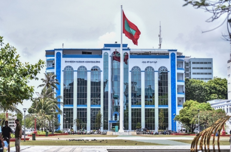 ޤައުމުގެ އަމާންކަމަށް ބުރޫއަރާފާނެ ކަމެއް ނުކުރުމަށް ޢީދު ޚުތުބާގައި ގޮވާލައިފި