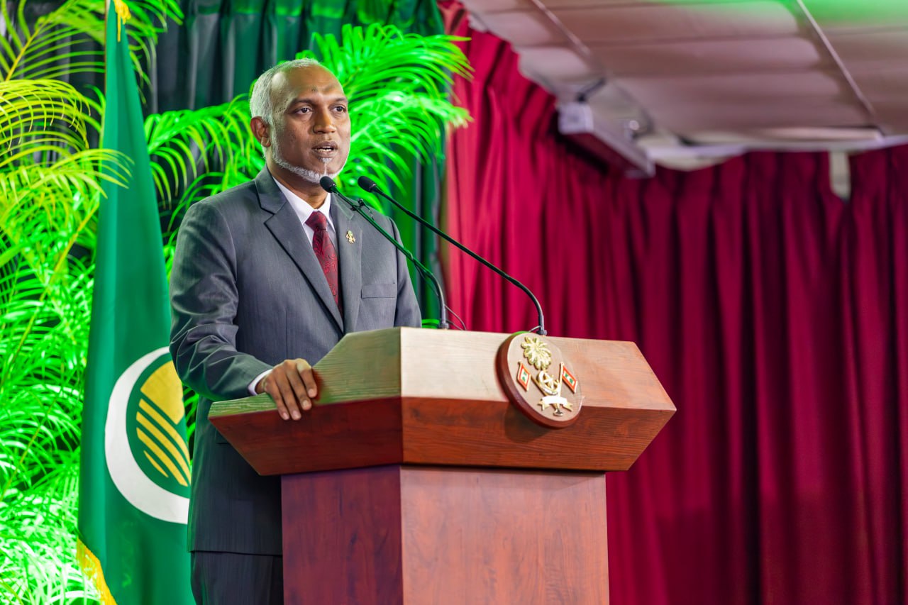 ސައްތައިން ސައްތަ އިސްލާމީ ޤައުމެއްގައި އެންމެ އިސްކަމެއް ދޭން ޖެހޭނީ ކީރިތި ޤުރުއާން ކިޔެވުމަށް ހިއްވަރު ދިނުމާއި ބާރު އެޅުމަށް: ރައީސް މުޢިއްޒު