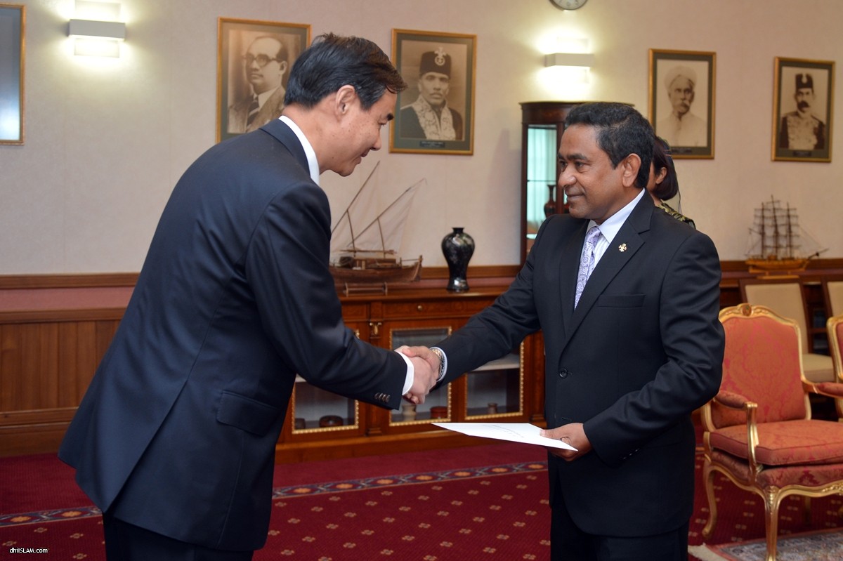 ރައީސުލްޖުމްހޫރިއްޔާ، ޗައިނާއަށް ފުރާވަޑައިގެންފި