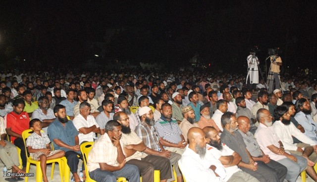ޝައިޚް އާދަމް ޝަމީމްގެ ދަރުސްއެއް އަންނަ ހުކުރު ދުވަހުގެ ރޭ