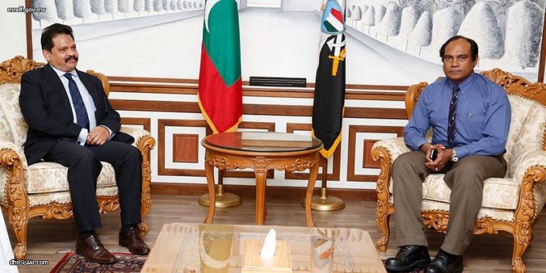 އިންޑިޔާ ސަފީރު އާ ޑިފެންސް މިނިސްޓަރާއި ބައްދަލު ކުރައްވައިފި