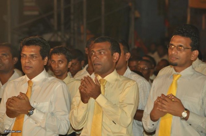 ދީނާއި ސިޔާސަތަކީ ދޭއްޗެއް ހެއްޔެވެ؟