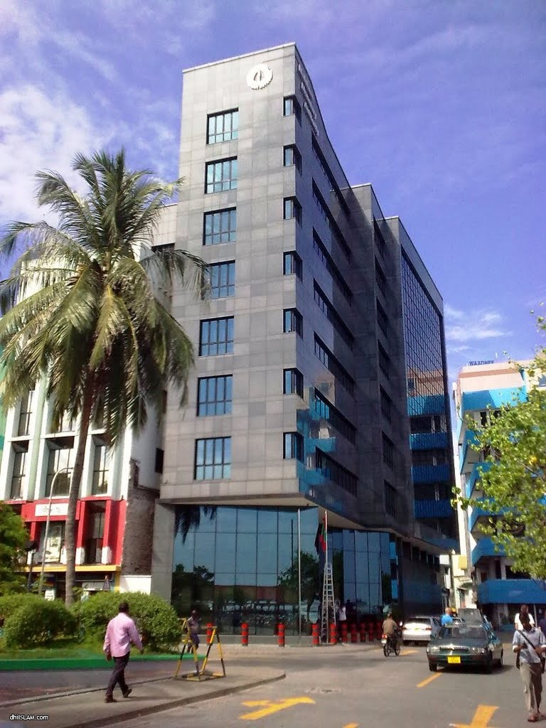 ރާއްޖެއަށް 1000 ރ ގެ ނޫޓު ތަޢާރަފު ކުރަނީ
