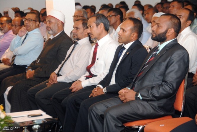 އިލްމުވެރިންގެ މަހާސިންތާ ފެށުމުގެ ރަސްމިއްޔާތުގެ ތެރެއިން | ދިއިސްލާމް ފޮޓޯ: އަސްވާގު