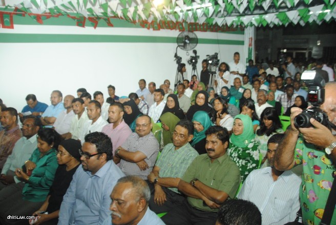  ޤައުމީ އިއްތިހާދް ޕާޓީގެ ޖަލްސާ - ދިއިސްލާމް ފޮޓޯ: އިބްރާހިމް އަސްވާގު