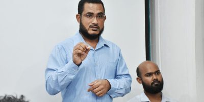 Allah ge Hadrathun Ahna Museebaiythakun Salamaiy Vumah Alhugandumennah Vany Thaubavun: Sheikh Ilyas Hussain