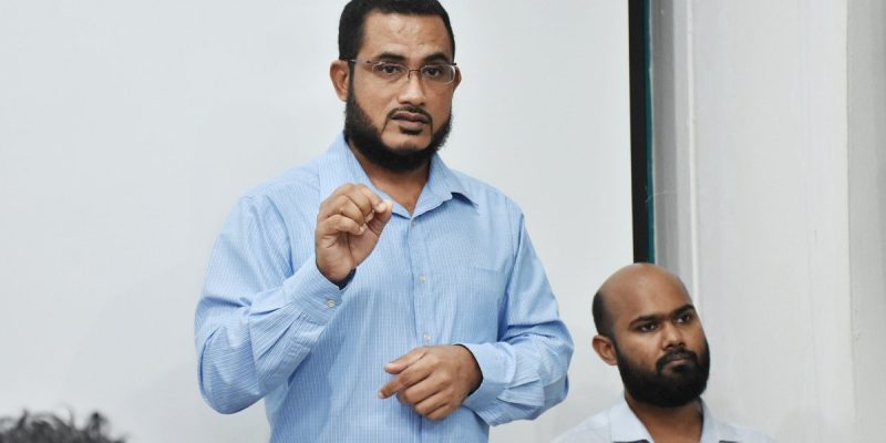 Allah ge Hadrathun Ahna Museebaiythakun Salamaiy Vumah Alhugandumennah Vany Thaubavun: Sheikh Ilyas Hussain