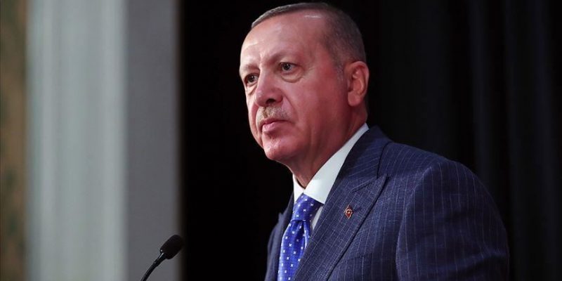 Turkeyge Raees Erdogan, Floydge Aaila ah Thauziya Vidhaalhuvejje