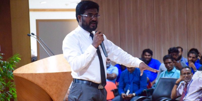 Ragalhu Ekuveri Eh Hoadhumah Takaa Eyna Aa Ekyga Ulheny Kon Kahala Baehtho Balan Jehey: Sheikh Maumoon