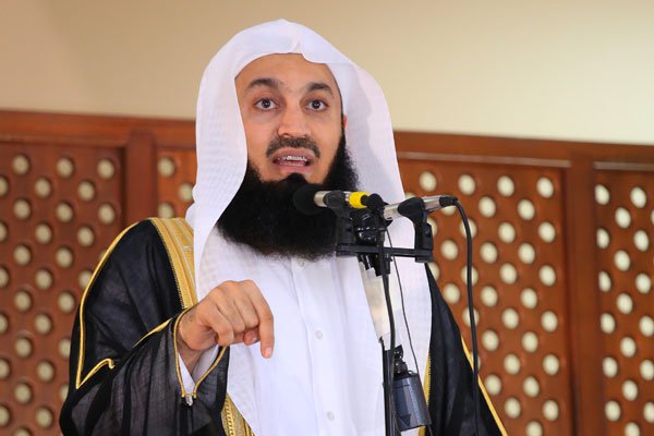 Kan Kan Emme Furihama Nuvumuge Shakuvaa Hithuga Onna Myhakah Dhuvahaku Ves Hih Hama Jehumeh Nulibeyne: Mufthi Menk